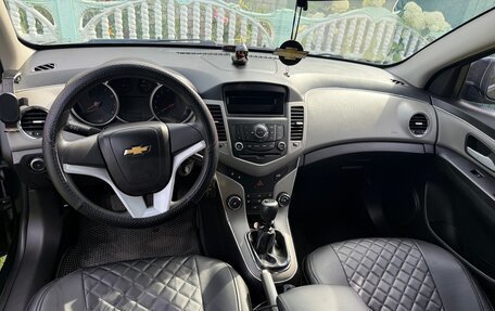 Chevrolet Cruze II, 2011 год, 730 000 рублей, 6 фотография