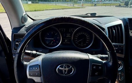 Toyota Land Cruiser 200, 2012 год, 3 590 000 рублей, 21 фотография