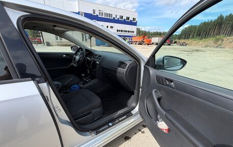 Volkswagen Jetta VI, 2015 год, 980 000 рублей, 6 фотография