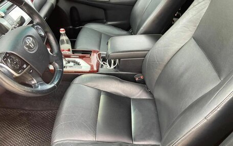 Toyota Camry, 2013 год, 1 370 000 рублей, 4 фотография