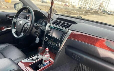 Toyota Camry, 2013 год, 1 370 000 рублей, 6 фотография