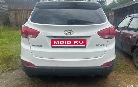 Hyundai ix35 I рестайлинг, 2013 год, 999 999 рублей, 4 фотография