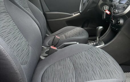 Hyundai Solaris II рестайлинг, 2015 год, 879 000 рублей, 22 фотография