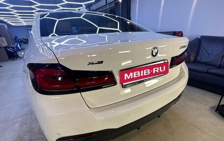 BMW 5 серия, 2021 год, 5 300 000 рублей, 5 фотография
