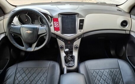 Chevrolet Cruze II, 2012 год, 550 000 рублей, 10 фотография