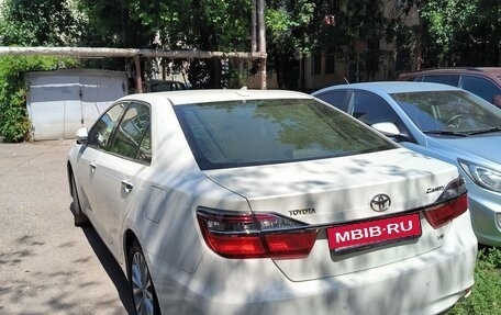 Toyota Camry, 2014 год, 2 000 000 рублей, 2 фотография