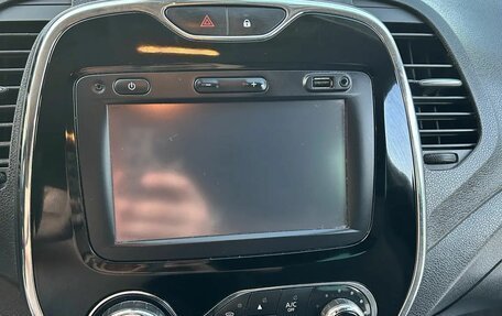 Renault Kaptur I рестайлинг, 2016 год, 1 300 000 рублей, 23 фотография