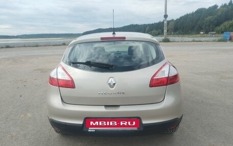 Renault Megane III, 2011 год, 600 000 рублей, 4 фотография
