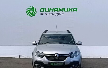 Renault Sandero II рестайлинг, 2018 год, 925 000 рублей, 2 фотография