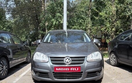 Volkswagen Jetta VI, 2008 год, 640 000 рублей, 1 фотография