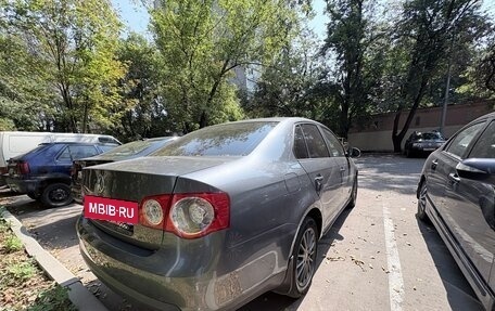 Volkswagen Jetta VI, 2008 год, 640 000 рублей, 5 фотография