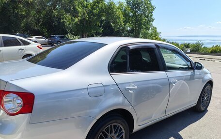 Volkswagen Jetta VI, 2009 год, 550 000 рублей, 2 фотография