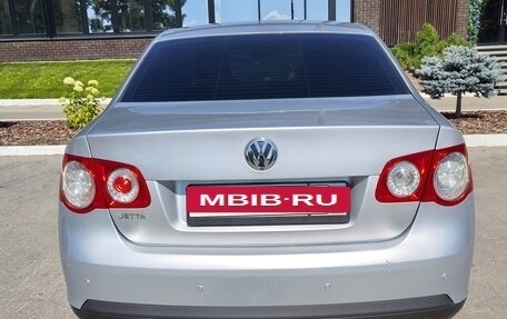Volkswagen Jetta VI, 2009 год, 550 000 рублей, 8 фотография