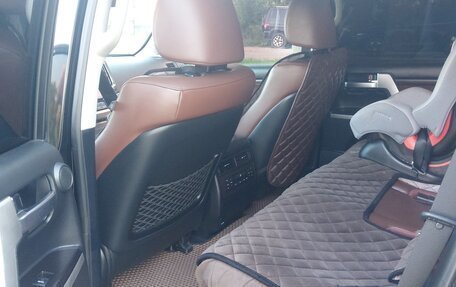 Toyota Land Cruiser 200, 2016 год, 8 150 000 рублей, 11 фотография