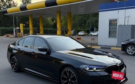 BMW 5 серия, 2019 год, 3 500 000 рублей, 2 фотография