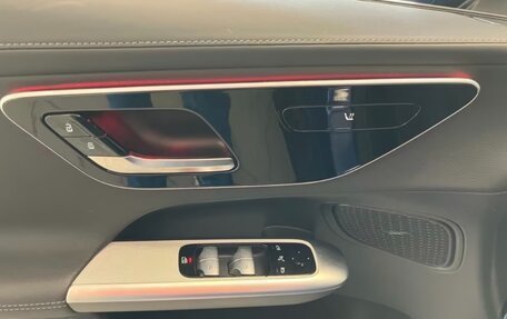 Mercedes-Benz GLC, 2024 год, 6 550 000 рублей, 14 фотография