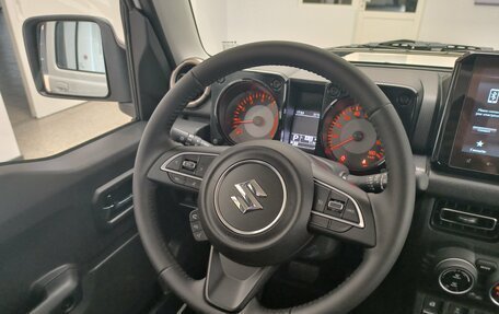 Suzuki Jimny, 2025 год, 3 950 000 рублей, 17 фотография