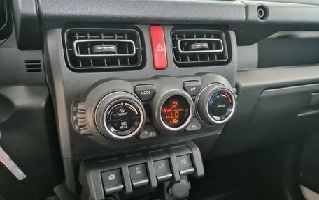 Suzuki Jimny, 2025 год, 3 950 000 рублей, 22 фотография