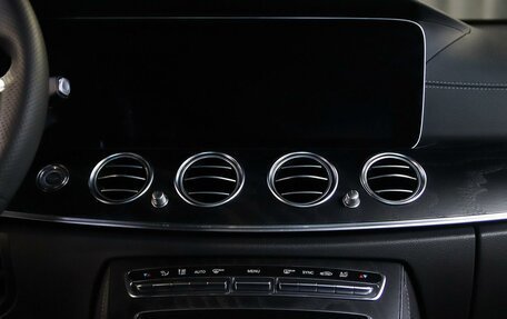 Mercedes-Benz E-Класс, 2020 год, 3 399 000 рублей, 10 фотография