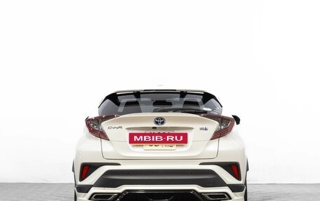 Toyota C-HR I рестайлинг, 2019 год, 1 999 000 рублей, 6 фотография