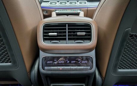 Mercedes-Benz GLE, 2026 год, 13 740 000 рублей, 2 фотография