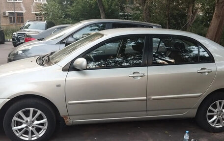 Toyota Corolla, 2004 год, 470 000 рублей, 1 фотография