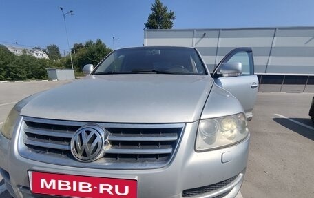 Volkswagen Touareg III, 2004 год, 520 000 рублей, 1 фотография