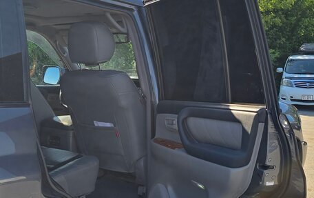Toyota Land Cruiser 100 рестайлинг 2, 2006 год, 3 500 000 рублей, 5 фотография