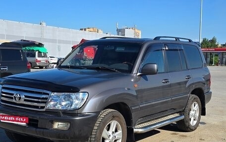 Toyota Land Cruiser 100 рестайлинг 2, 2006 год, 3 500 000 рублей, 3 фотография