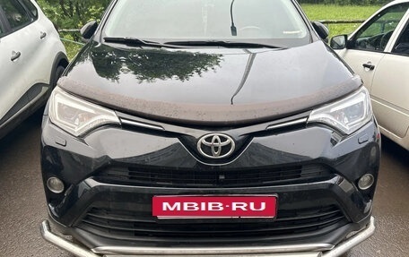 Toyota RAV4, 2019 год, 2 500 000 рублей, 2 фотография