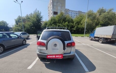 Volkswagen Touareg III, 2004 год, 520 000 рублей, 2 фотография