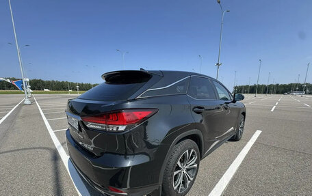 Lexus RX IV рестайлинг, 2019 год, 4 500 000 рублей, 8 фотография