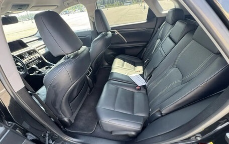 Lexus RX IV рестайлинг, 2019 год, 4 500 000 рублей, 12 фотография
