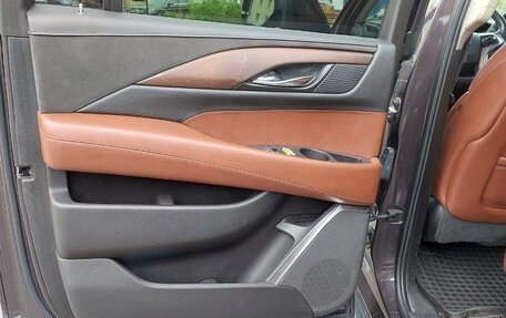 Cadillac Escalade IV, 2016 год, 4 000 000 рублей, 19 фотография