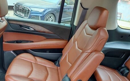 Cadillac Escalade IV, 2016 год, 4 000 000 рублей, 25 фотография