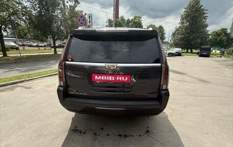 Cadillac Escalade IV, 2016 год, 4 000 000 рублей, 11 фотография