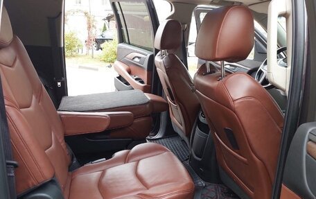 Cadillac Escalade IV, 2016 год, 4 000 000 рублей, 33 фотография