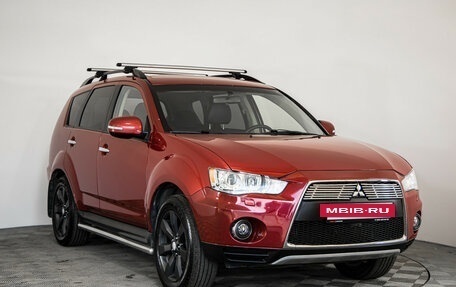 Mitsubishi Outlander III рестайлинг 3, 2011 год, 1 199 000 рублей, 4 фотография