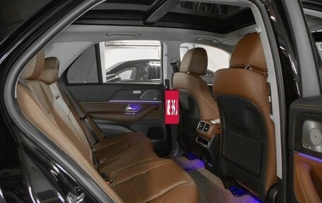 Mercedes-Benz GLE, 2025 год, 10 800 000 рублей, 24 фотография