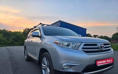 Toyota Highlander III, 2013 год, 2 200 000 рублей, 1 фотография