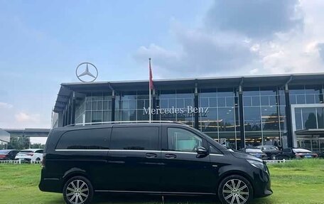Mercedes-Benz V-Класс, 2024 год, 10 250 000 рублей, 7 фотография