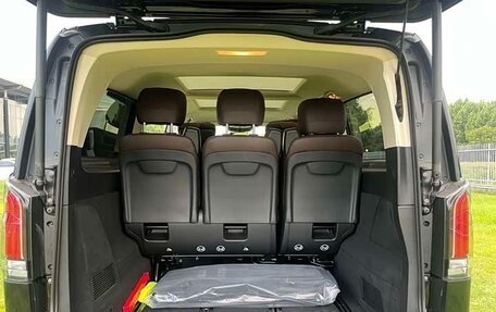 Mercedes-Benz V-Класс, 2024 год, 10 250 000 рублей, 8 фотография