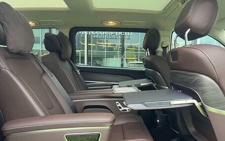 Mercedes-Benz V-Класс, 2024 год, 10 250 000 рублей, 13 фотография