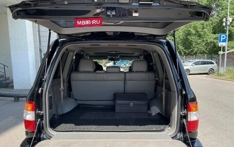 Toyota Land Cruiser 100 рестайлинг 2, 2006 год, 2 700 000 рублей, 9 фотография