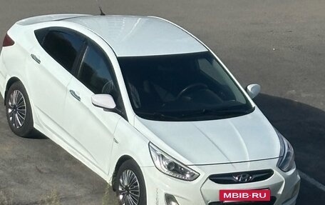 Hyundai Solaris II рестайлинг, 2013 год, 550 000 рублей, 10 фотография
