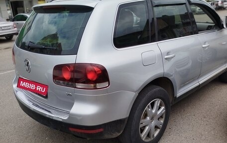 Volkswagen Touareg III, 2009 год, 725 000 рублей, 2 фотография