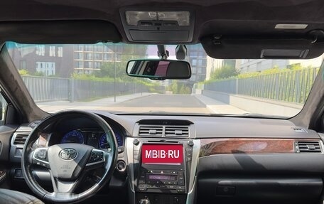 Toyota Camry, 2016 год, 1 850 000 рублей, 5 фотография