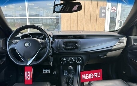 Alfa Romeo Giulietta, 2014 год, 1 100 000 рублей, 7 фотография