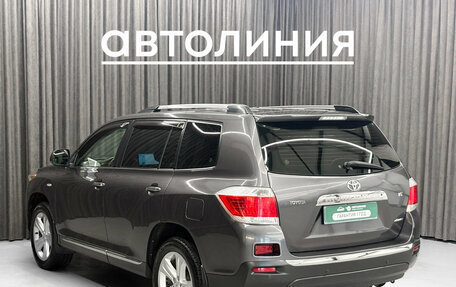 Toyota Highlander III, 2011 год, 2 149 000 рублей, 8 фотография