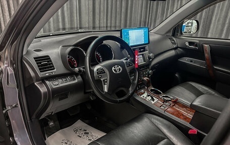 Toyota Highlander III, 2011 год, 2 149 000 рублей, 10 фотография